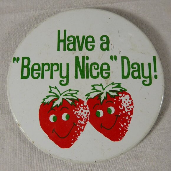 VTG Retro Hippie Pin Back Button Lot Flower Power Smile Be Happy Buzz Off Love - Picture 5 of 10